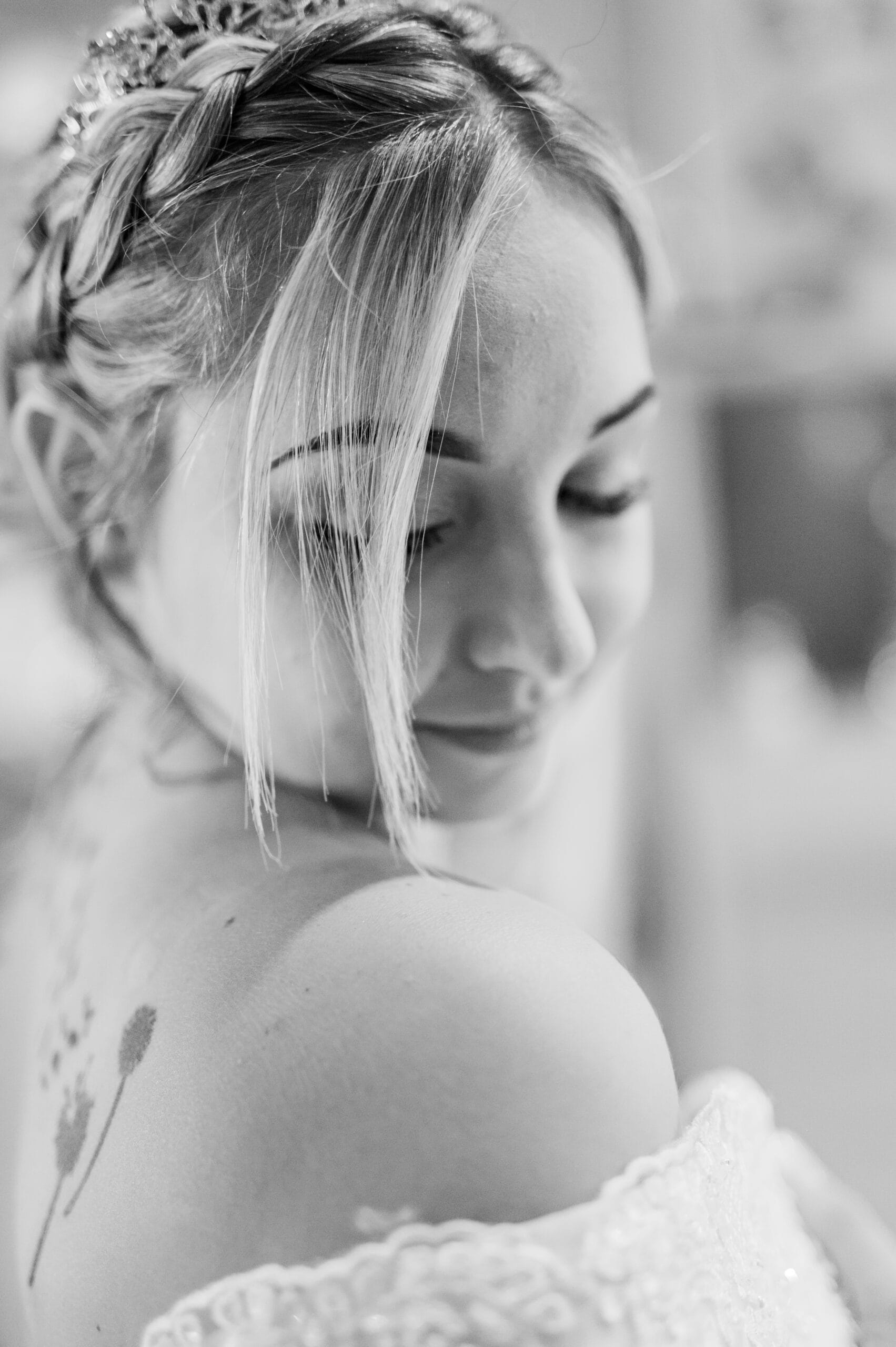 photographe professionnelle couple amour complicité tendresse after Day mariage couleur naturelle regard amoureux séance photo alsace lorraine strasbourg saverne nancy selestat colmar mulhouse fun original préparatifs cérémonie laïque extérieur portrait haut Rhin bas rhin rire sourire emotions decouverte futurs mariées details